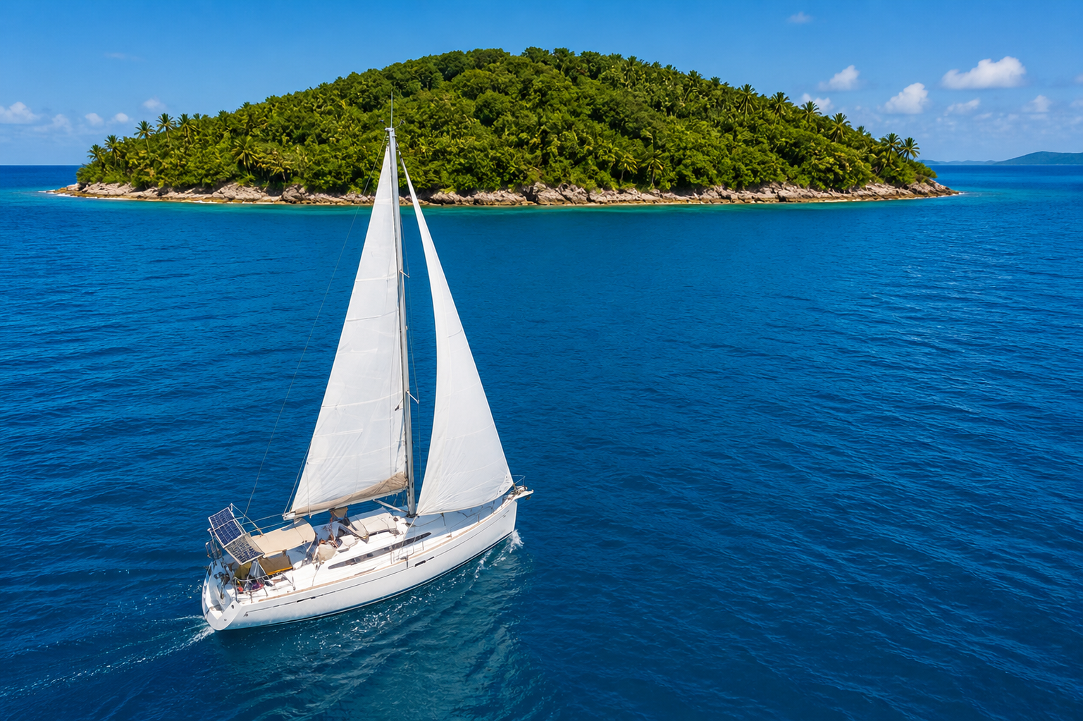 Yatch εν πλώ στην Ελλάδα